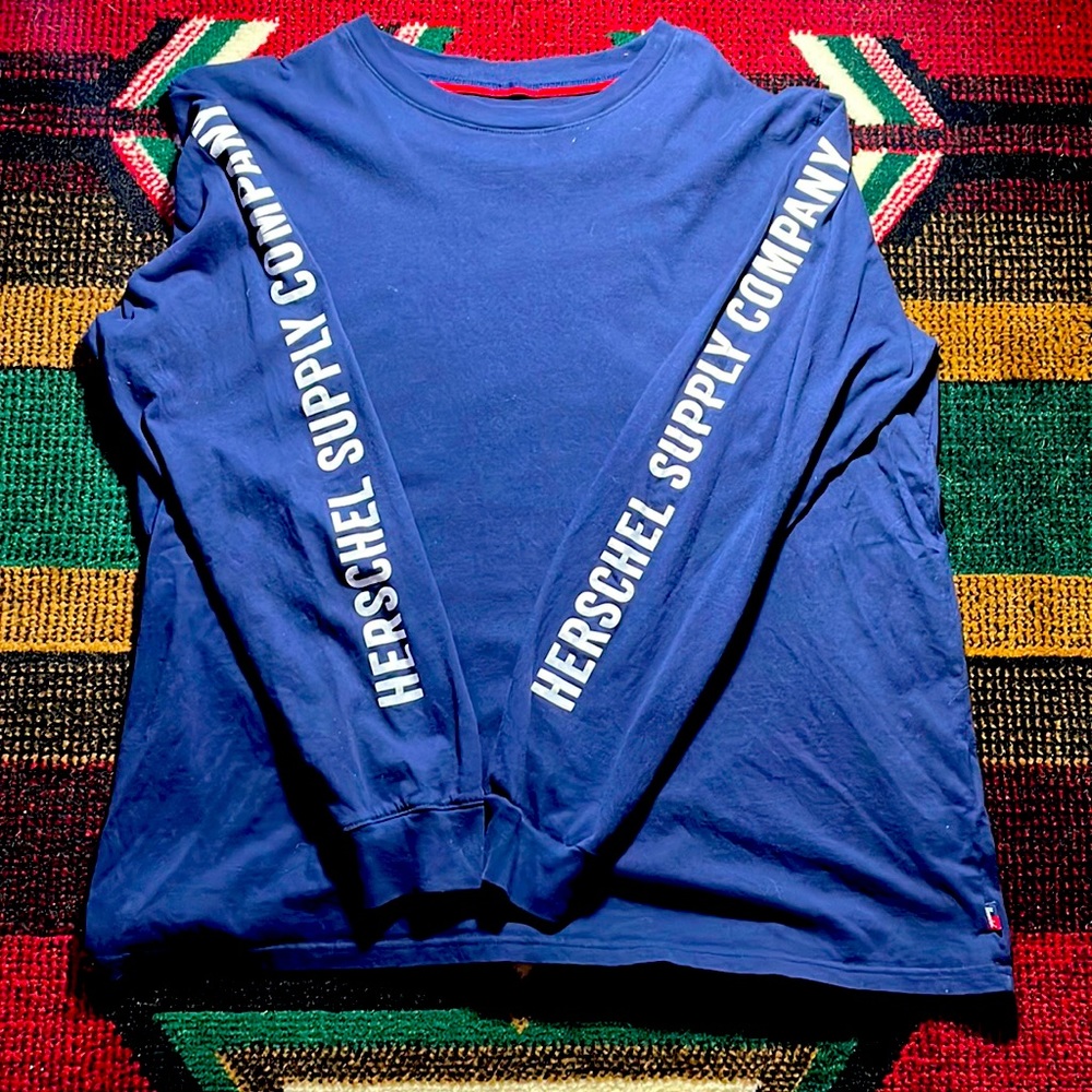 Herschel Supply Company long sleeve